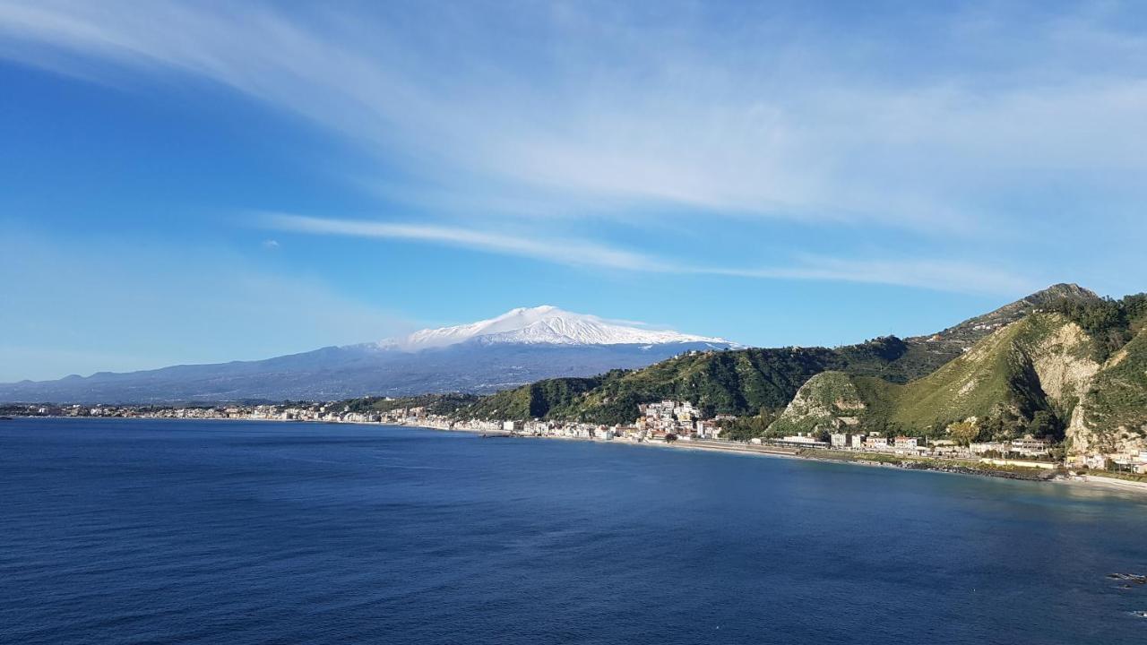 Ines Bed And Breakfast Giardini-Naxos Zewnętrze zdjęcie